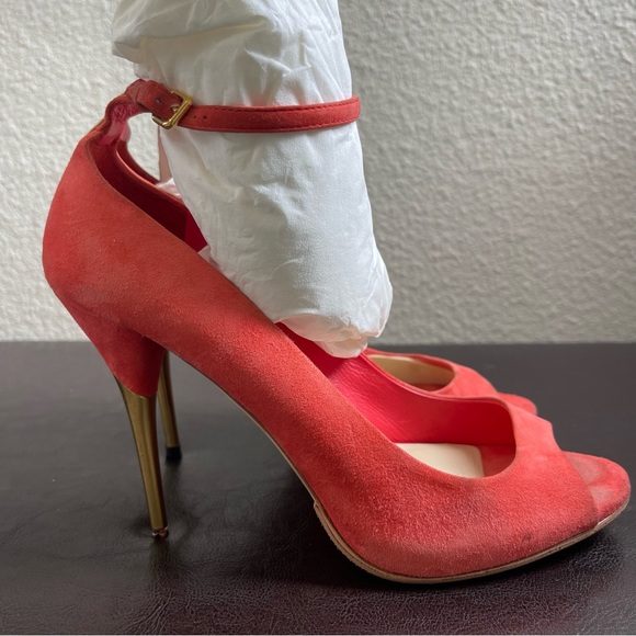 100% Authentic Miu Miu Coral Ankle Strap w Gold Heel Size 6.5 - Picture 7 of 12